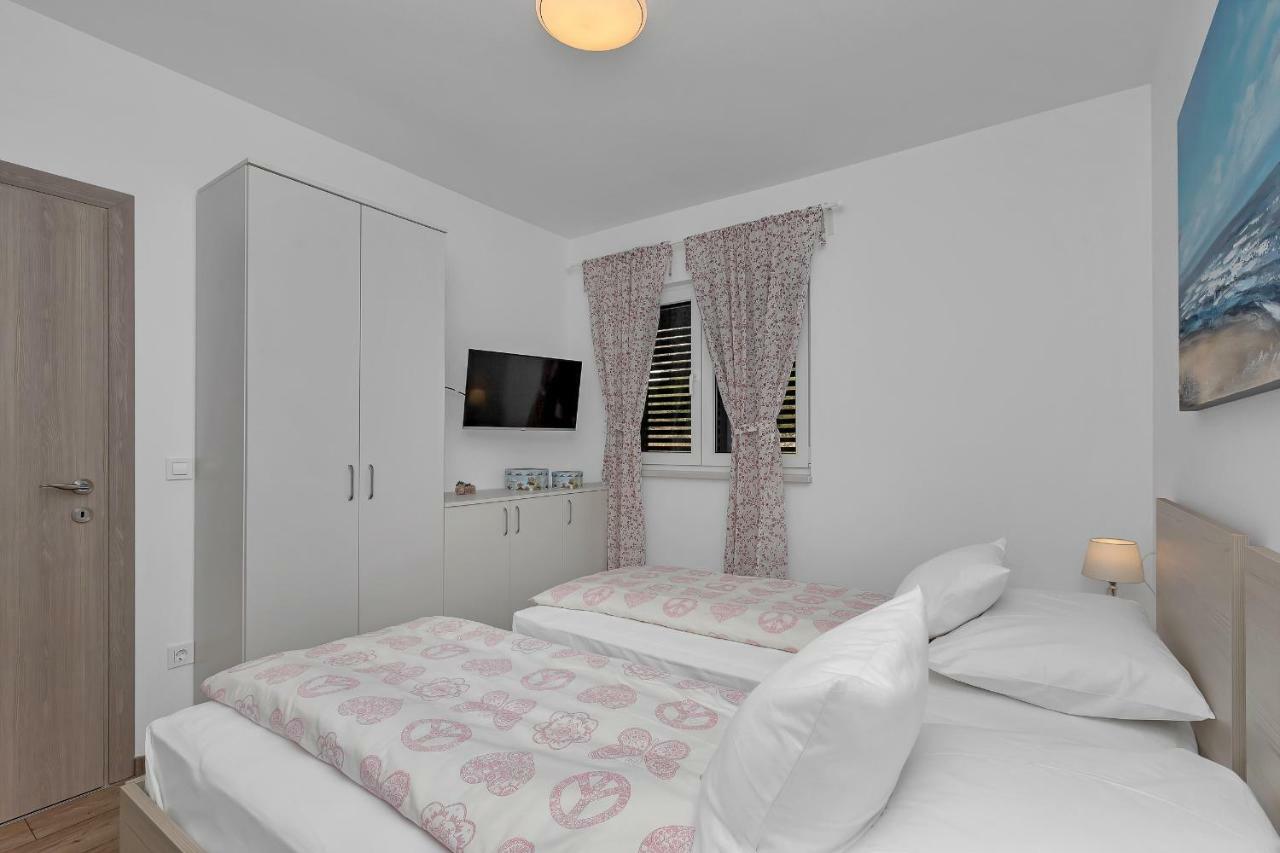 Apartment Amari Seaview Макарска Экстерьер фото